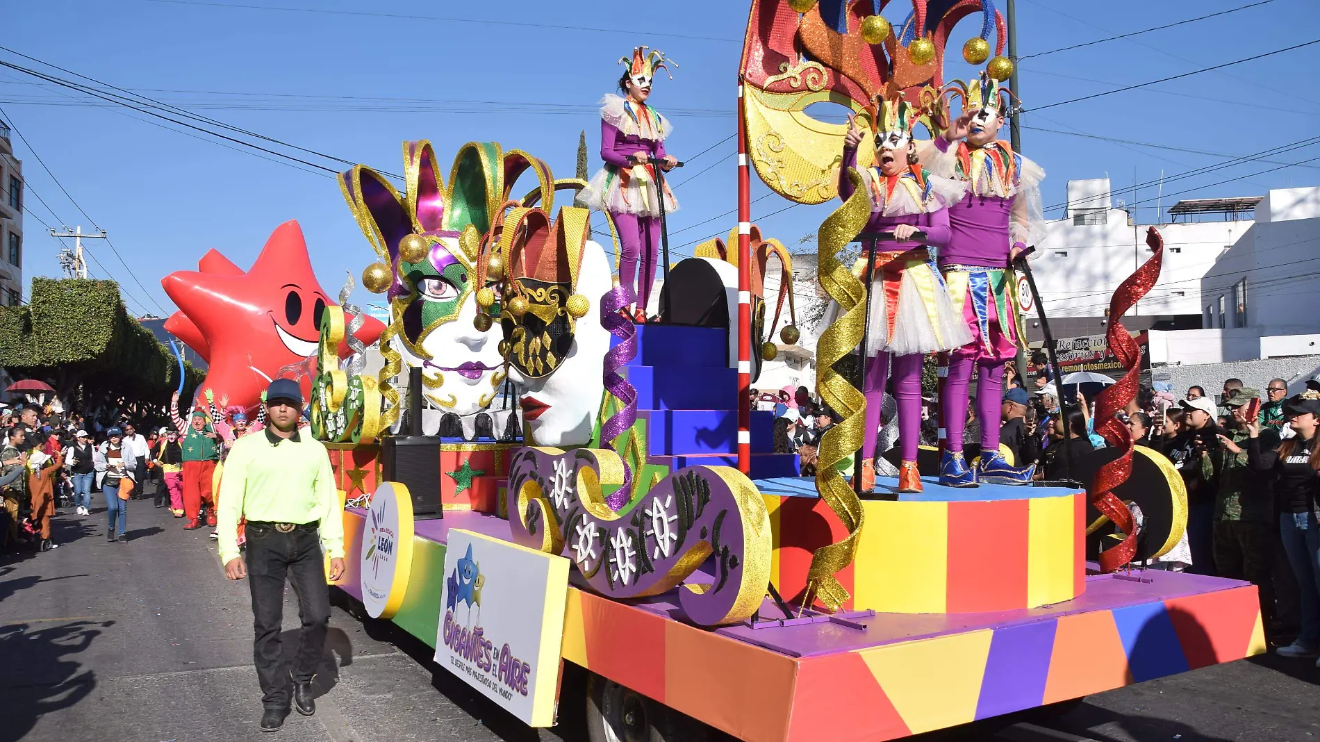 F CARMONA DESFILE FERIA 2024 (4)